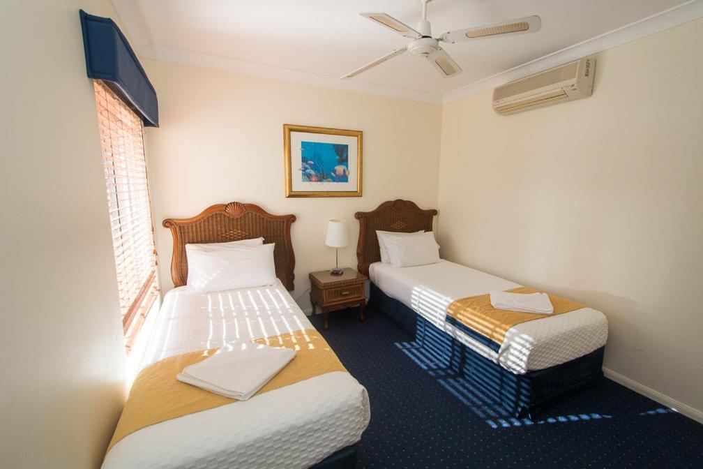 Tinaroo Lake Resort Εξωτερικό φωτογραφία