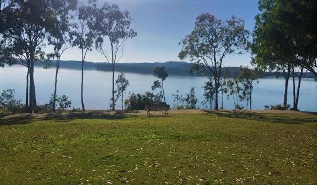 Tinaroo Lake Resort Εξωτερικό φωτογραφία